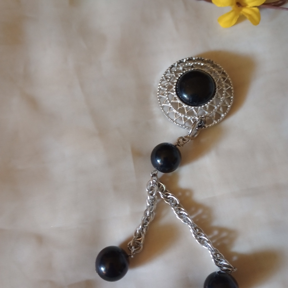 Sarah Conventry Vintage Silver and Black Onyx Pendant Brooch Signed
